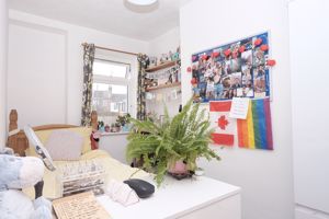 Bedroom- click for photo gallery